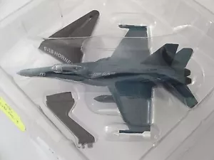AEREI MILITARI COLLECTION - CACCIA F-18 HORNET + DISPLAY STAND, PROMO! - Foto 1 di 1