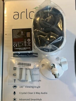 Arlo 4K Ultra UHD Security Camera VMC5040-100NAR with Outdoor Mount Kit(White)