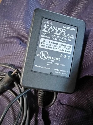 Fuente de alimentación adaptador CA color Nintendo GameBoy MGB-005 Foto 1 de 2