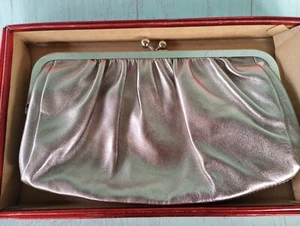 Express Silver-tone Metallic Clutch Bag with Kiss Snap Closure Genuine Leather - Picture 1 of 10