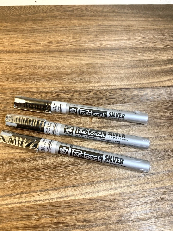 Sakura Pen Touch Silver Fine Point 1.0mm Metallic Ink Opaque New Lot Of 3 Pens - Image 1 of 3