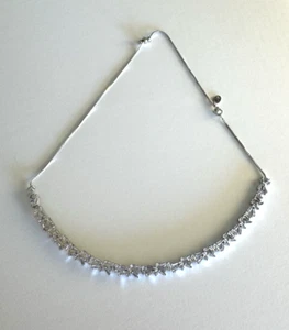 Silver Metal Necklace with Cubic Zirconia Jewel Detail | Elegant Sparkling - Picture 1 of 5