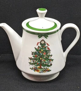 Vintage 90s Yule Tide Tea Pot Georges Briard Christmas Tree, 5 7/8" Tall + Lid - Picture 1 of 14