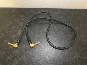 Monoprice 1/4 Inch (TRS) Male to Male Right Angle 16AWG Cable 1.5ft Gold Plated - Picture 1 of 4