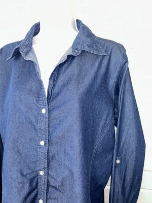 Blusa Camisa Denim Riders Lee Talla MEDIANA Azul Cambray Botón Ajustada Instantáneamente Foto 1 de 4