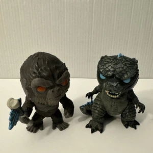 Funko Pop Godzilla vs Kong 2 Stück - Godzilla #1015 & Kong #1028 lose - Bild 1 von 12