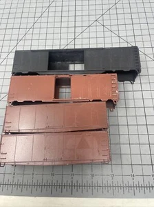 Ho Scale Boxcar Shell Lot Of 4 Shell Only Undecorated Painted 35’ 40’ 50’ - Picture 1 of 12