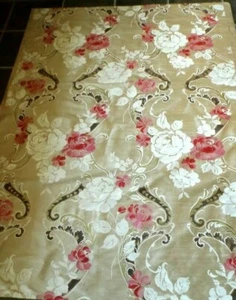 VINTAGE DESIGNER GUILD MADDALENA BLUMEN SEIDENSTOFF 54" x 68" 1m37cm X 1m72cm - Bild 1 von 9