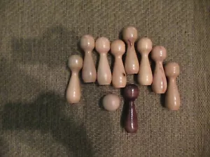 9 Holz 4 3/4" Mini Bowling Pins mit Kugel - Bild 1 von 3