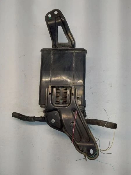 TC SCION  2015 Fuel Vapor Canister 446 - Image 1 of 4