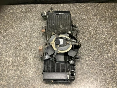 Honda Hurricane CBR 600 CBR600F 1987 radiador + ventilador 580 Foto 1 de 4