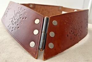 New Women’s Tooled Cognac Brown Leather Belt 3" Wide/32" Long Handmade - Picture 1 of 8