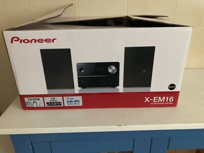 Sistema Micro Hi Fi X-EM16 Pioneer Lettore CD Supporto MP3 USB Radio FM - Immagine 1 di 4