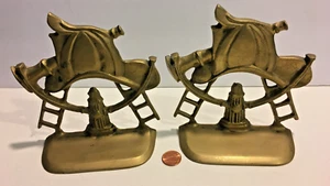Vintage massiv Messing Feuerwehr Helm Wasser Hydranten Buchstützen 2er Set - Bild 1 von 5