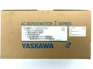 YASKAWA ELECTRIC SIGMA-7 SGM7J-04AFC6S 400W AC SERVO MOTOR 3-PHASE/200V - Picture 1 of 5