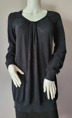 Generra Womens Size Small Black Long Sleeve V Neck Long Top  - Image 1 of 3
