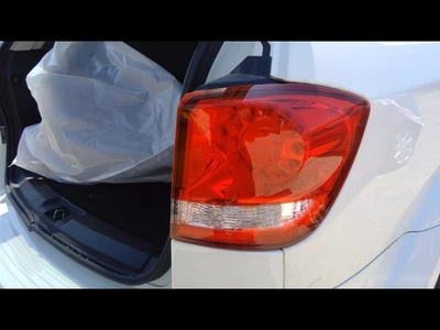 Luz trasera de pasajero derecha Dodge Journey 11-20 lámparas LED cuarto montado en panel  Foto 1 de 4