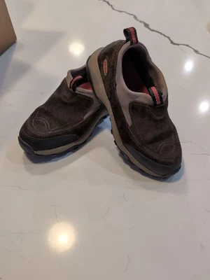Zapatos sin cordones de gamuza marrón aislante LL Bean para mujer talla 8 medianos  Foto 1 de 4