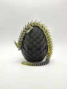 Dragón Quemador de Sombras con Huevo Brillante a Juego | Dragón Articulado Negro y Dorado - Imagen 1 de 9
