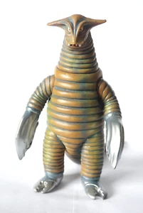 Ultraman Ultra Monster kaiju Sadora Mebius 2006 Vinyl Figure VINTAGE Japan 6" - Picture 1 of 5