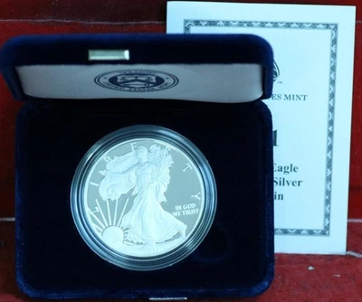 Uncirculated Proof 2011-W American Eagle Silver One Dollar - Image 1 of 2