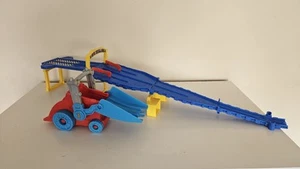 Thomas & seine Freunde Mitnehm Konvolut Rennbahn und Fahrzeug Thomas der Panzermotor  - Bild 1 von 14