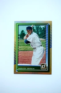 2025 Panini Donruss Optic PEE WEE REESE #60 Gold Prizm 10/10 - Picture 1 of 3