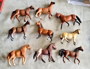 Schleich Pferde  – 9 Pferde (2) in guten Zustand, siehe Fotos - Bild 1 von 6