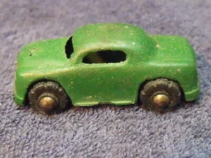 Vintage Barclay Green Diecast Toy Car ~ 1940's Studebaker? Packard?~ 1.5" Long - Picture 1 of 6