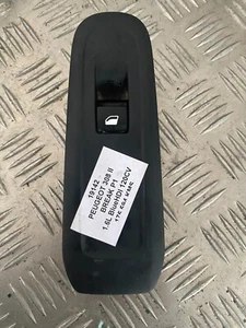 Commande Lève Vitre Avant Droit - PEUGEOT 308 II (2) BREAK De 02-2014 à 08-2017 - Picture 1 of 2