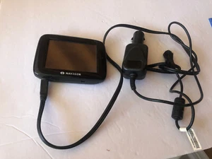 Navigon 310 Canada GPS w Car Charging Cord & Windshield Suction #F4 - Picture 1 of 4