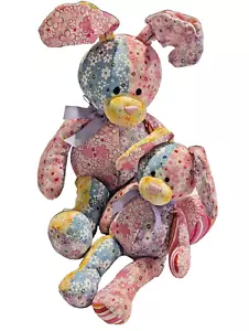 Lote de 2 juguetes de peluche Gund Fanciful Collection Bunny Patchwork orejas de alambre 22” 16” - Imagen 1 de 12