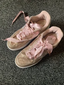 Pink Heely Roller Skate Shoes Size UK 5 - Picture 1 of 5