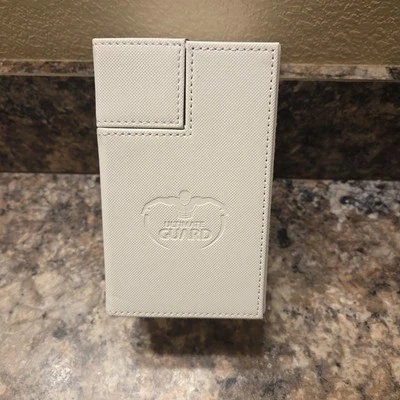 Bandeja abatible Ultimate Guard 80+ XenoSkin monocolor blanco Foto 1 de 4