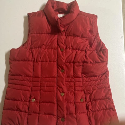 Charter Club Women’s Xl Red Puffer Vest Pockets Quilted Zipper Closure button - Image 1 of 4