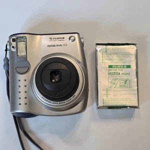 Fujifilm Instax Mini 10 de Japón Cheki plata probada con paquete de 10 películas Excelle - Imagen 1 de 12