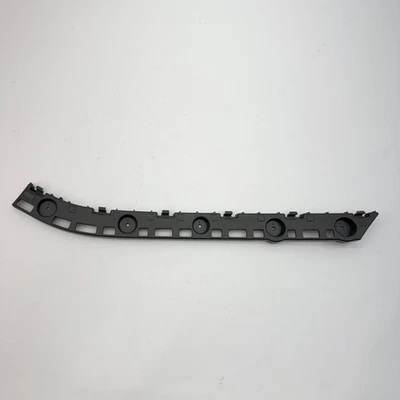 Оригинальный правый кронштейн для поддержки заднего бампера CADILLAC XTS 2013–2019 годов выпуска 22895320 - Изображение 1 из 4