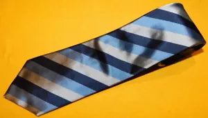 DKNY MADE IN ITALY BLAU/GRAU/HELLBLAU GESTREIFTE KRAWATTE - NEU MIT ETIKETT - DESIGNER KRAWATTEN. - Bild 1 von 3