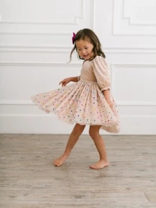 Neu Ollie Jay Velours Puffärmel Diana Creme Konfetti Wirbel Kleid, 2 Jahre, Neu mit Etikett - Bild 1 von 2