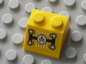LEGO Yellow Slope 45 2x2 Circular Chima Logo Ref 3039pb106 Set 70013  - Picture 1 of 1
