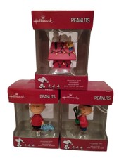 Charlie Brown xmas ornaments Hallmark Linus Peanuts Snoopy Set of 3 NEW