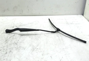 MERCEDES CLASE C W204 2010, MONTAJE BRAZO LIMPIAPARABRISAS DELANTERO DERECHO A2048201344 - Imagen 1 de 5