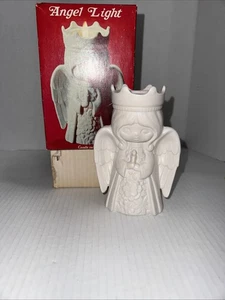 Retro weiß Biskuit 6" Engel Votivkerzenhalter mit Krone & Gänseblümchen Kleid - Bild 1 von 5