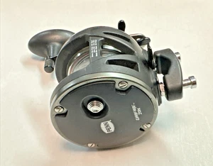 Penn Warfare 20N Fishing Reel Star Drag Right Hand - Picture 1 of 5