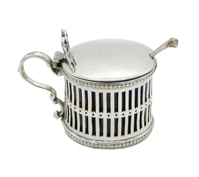 Antigua olla de mostaza perforada de plata esterlina victoriana temprana Sheffield 1849 Foto 1 de 4