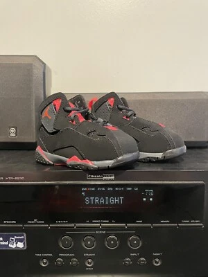 Air Jordan Retro True Flight BT Niño Pequeño Negro Caliente Neón Rosa 343797 023 Talla 5c Foto 1 de 4