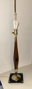 Vintage MCM Laurel Lamp Brass & Walnut Laurel Table Lamp 1960s BEAUTIFUL!! - Picture 1 of 24