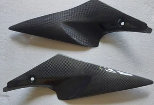 Juego de paneles de relleno de carbono debajo del asiento Jap4 Suzuki GSXR 600 750 K6 - K7 brillo - Imagen 1 de 2
