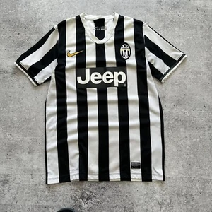 Nike Juventus 2013-14 Home Football Shirt Fußball Trikot Herren Gr. M 533056-107 - Bild 1 von 13
