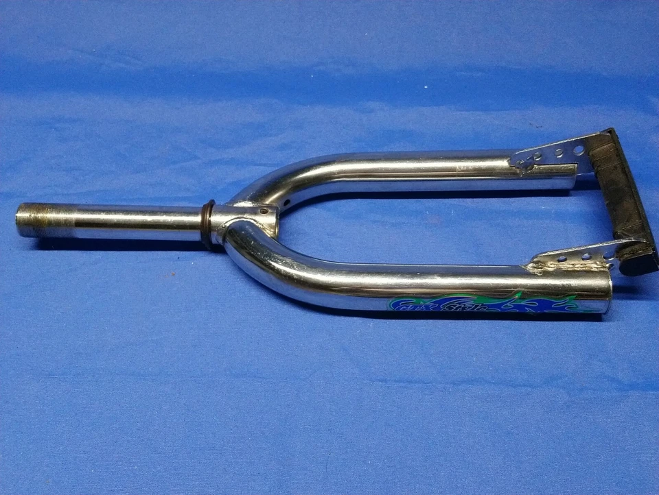 GTX STYLE CHROME FRONT FORKS FOR 16" WHEELS; 1" x 132 mm STEERER - Image 1 of 4